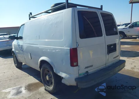 2004 Chevrolet Astro z USA, uszkodzony, nr VIN 1GCDM19XX4B129241